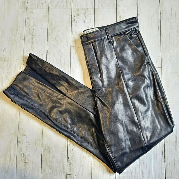 Abercrombie & Fitch Ultra High Rise Skinny Vegan Faux Leather Pants Soft - Picture 12 of 12